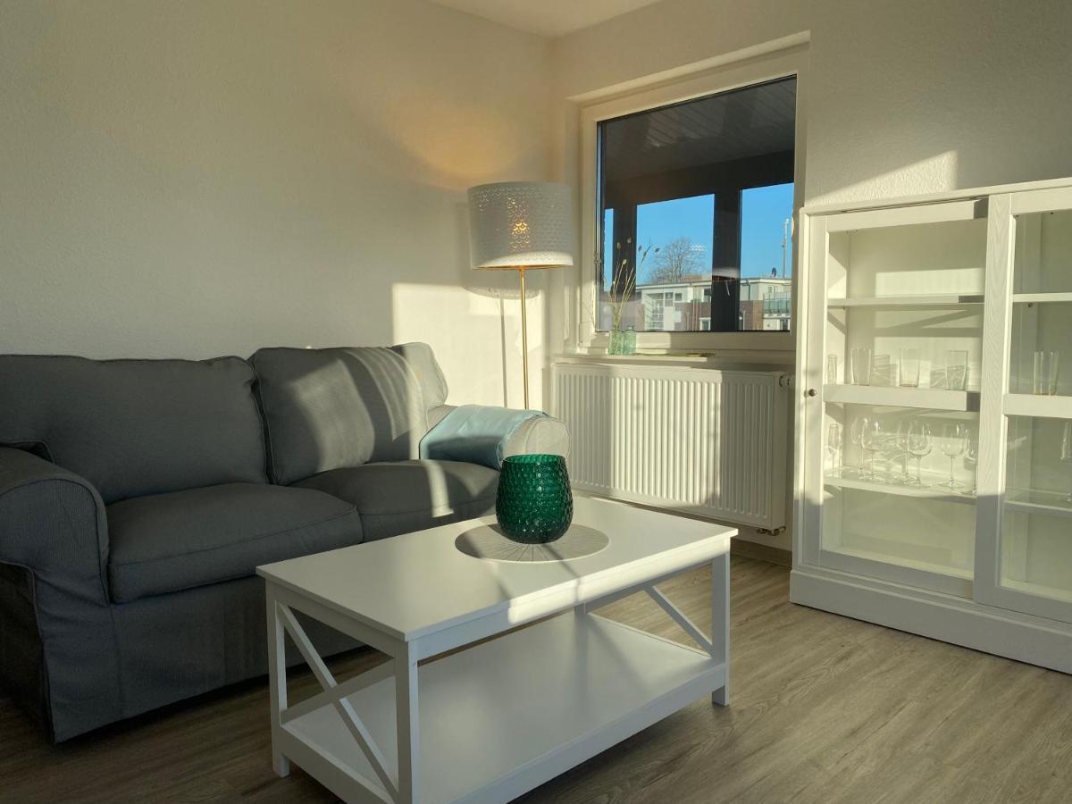 Haus Pirola Esens Lägenhet Exteriör bild
