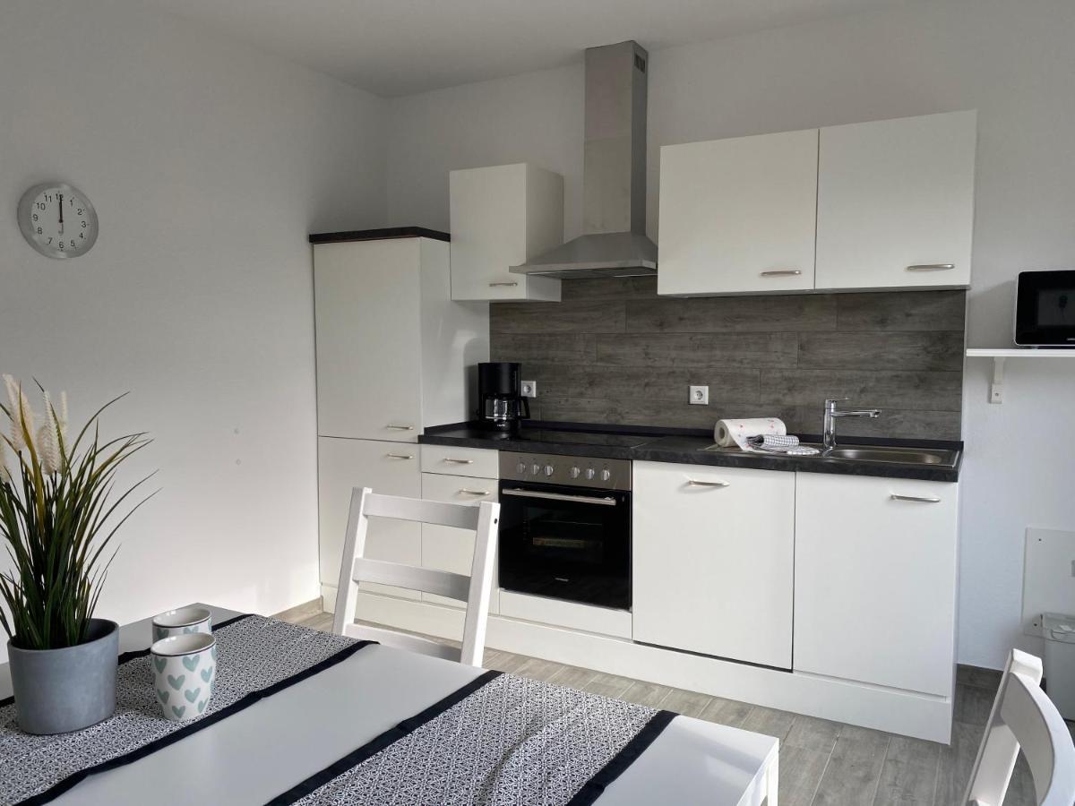 Haus Pirola Esens Lägenhet Exteriör bild