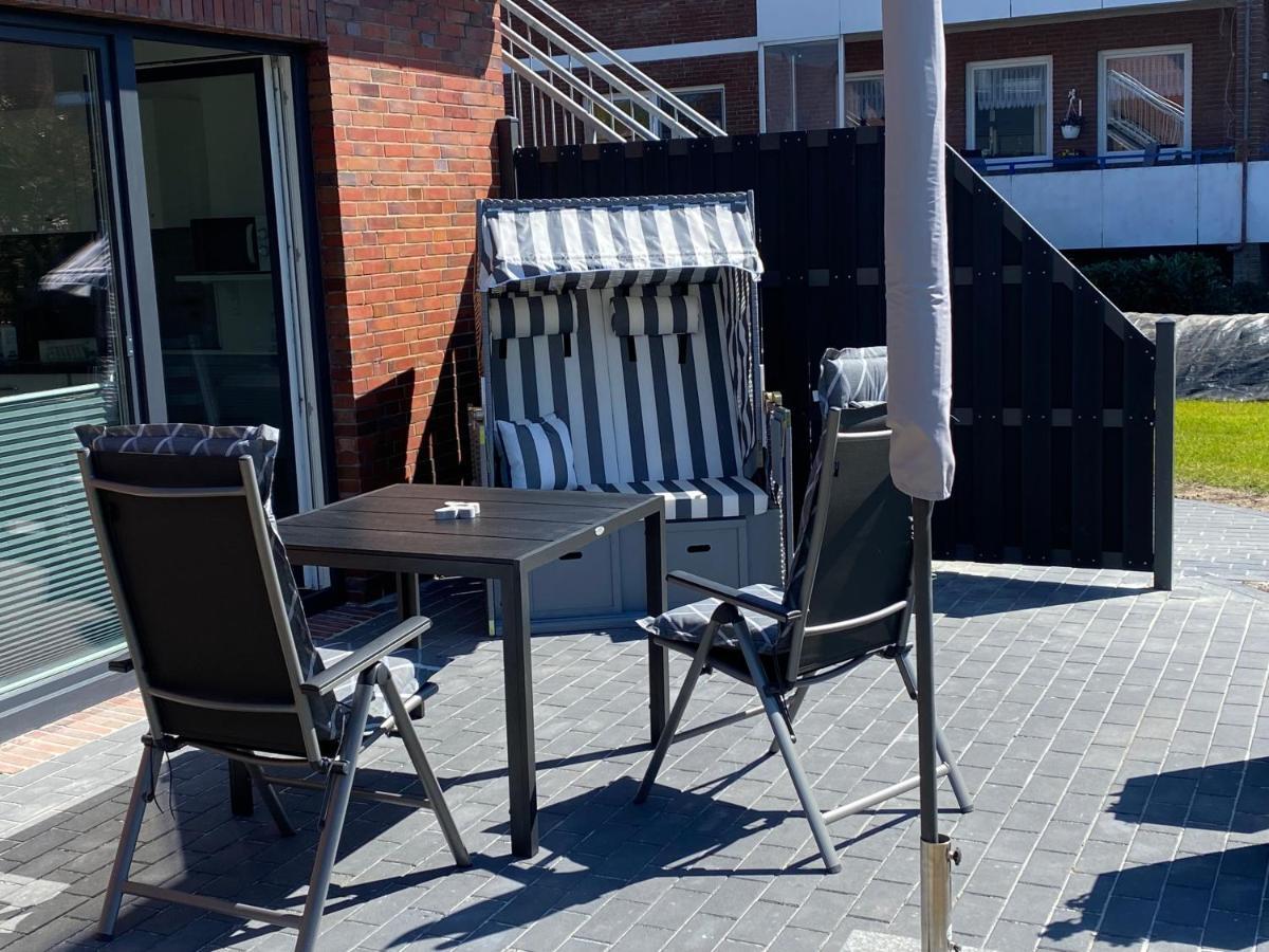 Haus Pirola Esens Lägenhet Exteriör bild