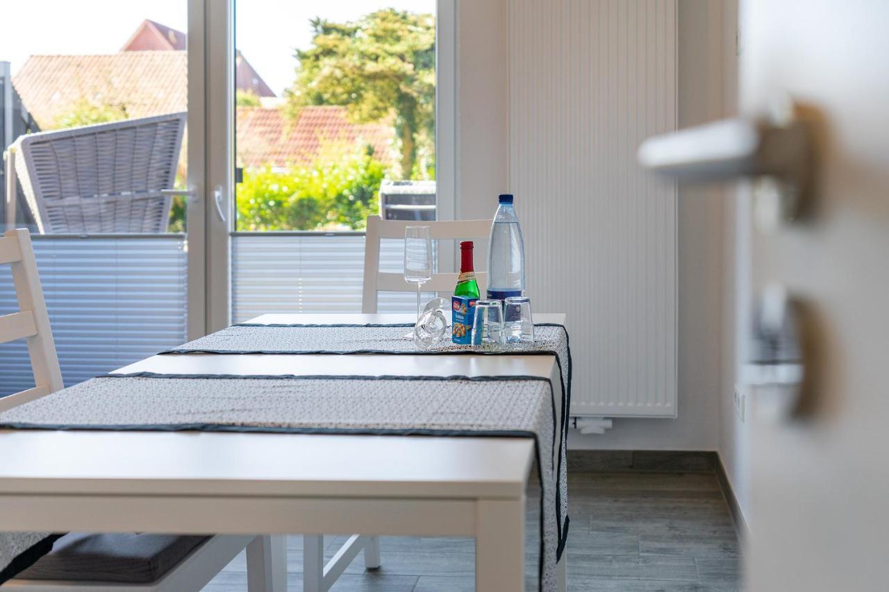 Haus Pirola Esens Lägenhet Exteriör bild